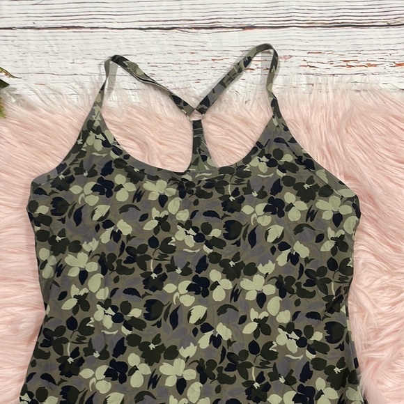 Outdoor Voices The Exercise Dress in Green Tea Tree Floral - Picture 10 of 11